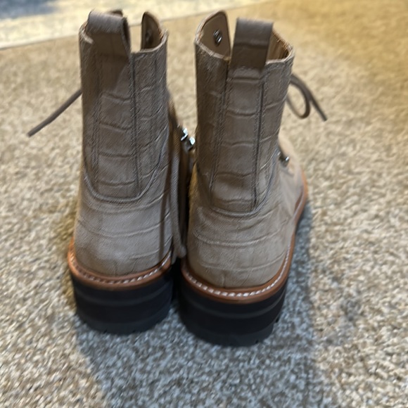 SOLD-Marc fisher Lizzie croc print combat boots - Picture 4 of 6